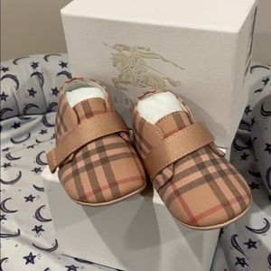 COPY - Baby newborn shoes
